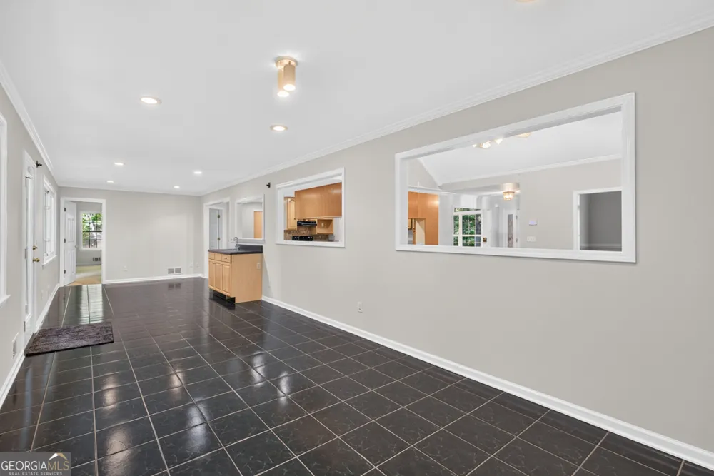 20 Tabor Forest DR Oxford, GA 30054