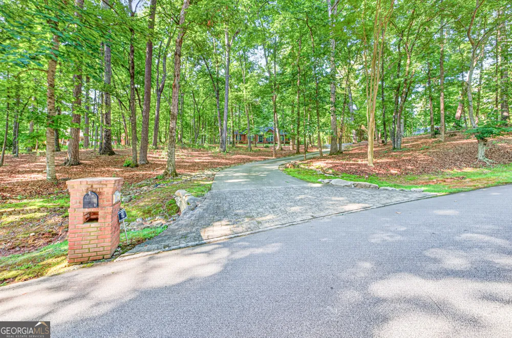 20 Tabor Forest DR Oxford, GA 30054
