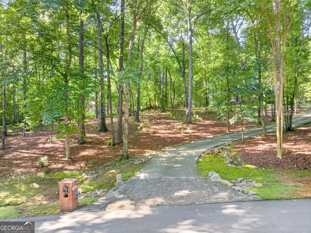 20 Tabor Forest DR Oxford, GA 30054