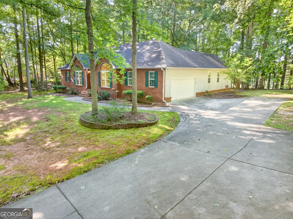 20 Tabor Forest DR Oxford, GA 30054