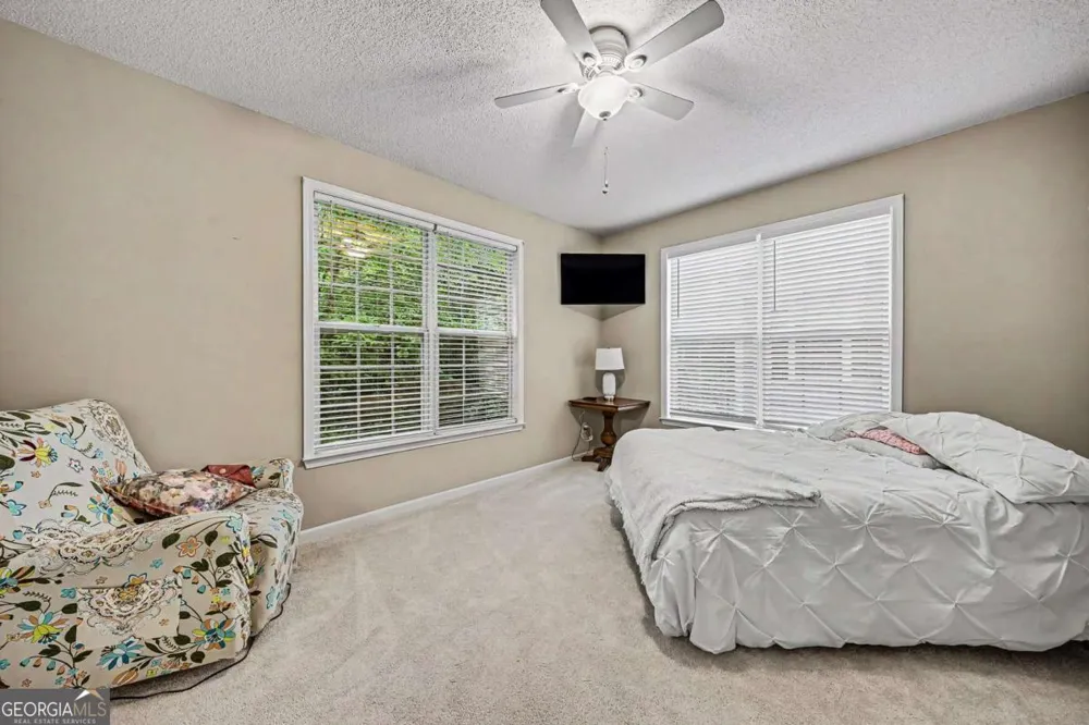 326 Camry CIR Dallas, GA 30157