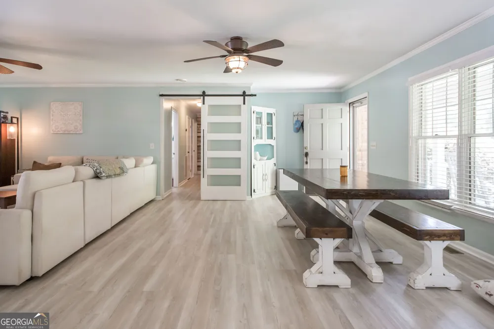 1249 Riverdale DR Waycross, GA 31503