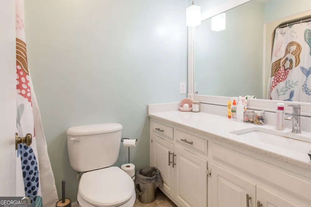 1249 Riverdale DR Waycross, GA 31503