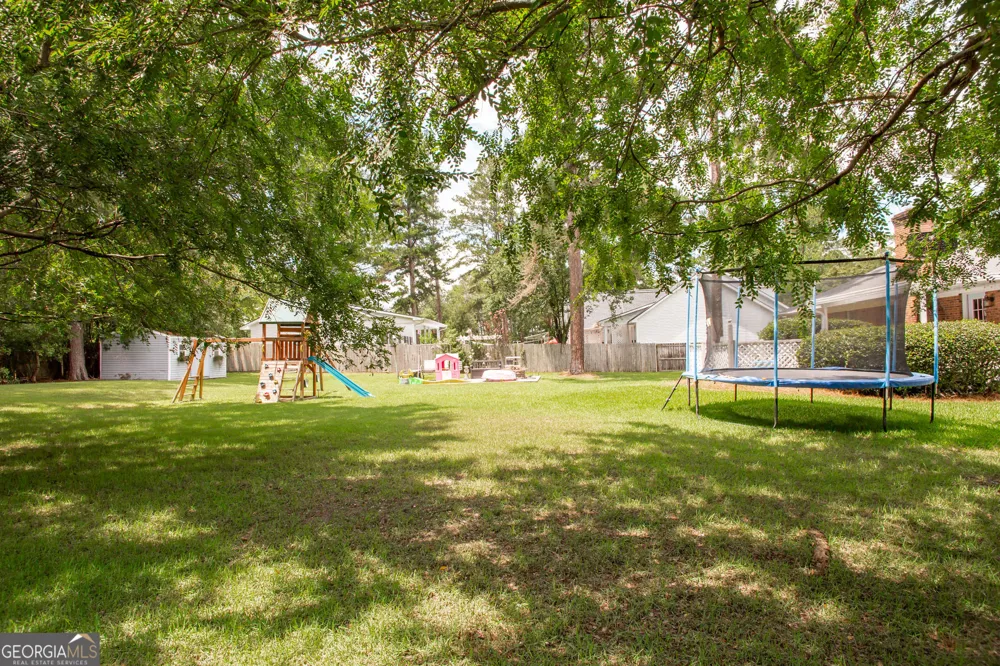 1249 Riverdale DR Waycross, GA 31503