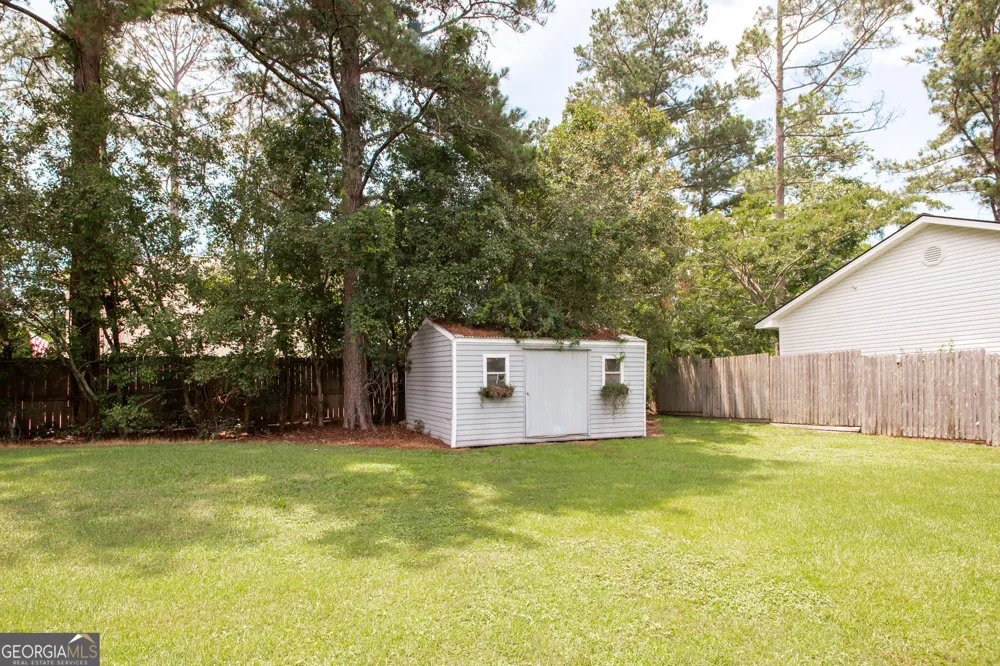 1249 Riverdale DR Waycross, GA 31503