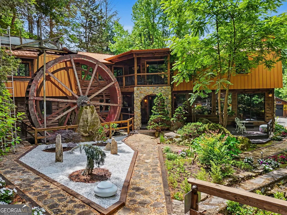 17 Water Wheel LN Rabun Gap, GA 30568