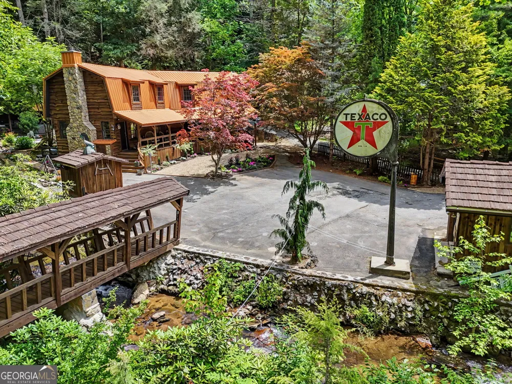 17 Water Wheel LN Rabun Gap, GA 30568