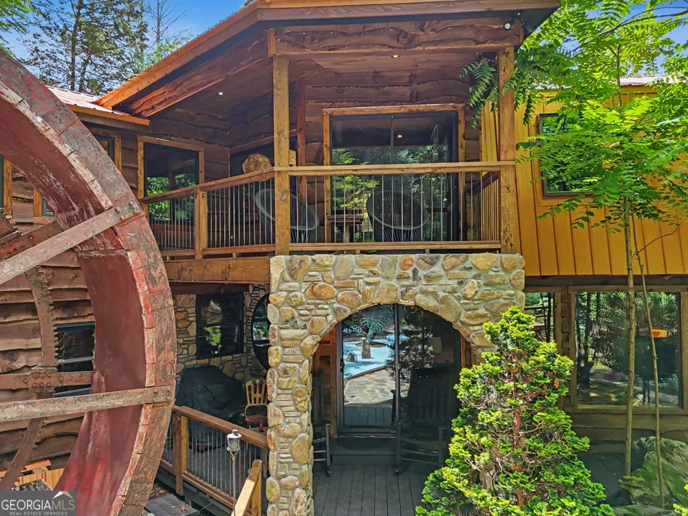 17 Water Wheel LN Rabun Gap, GA 30568