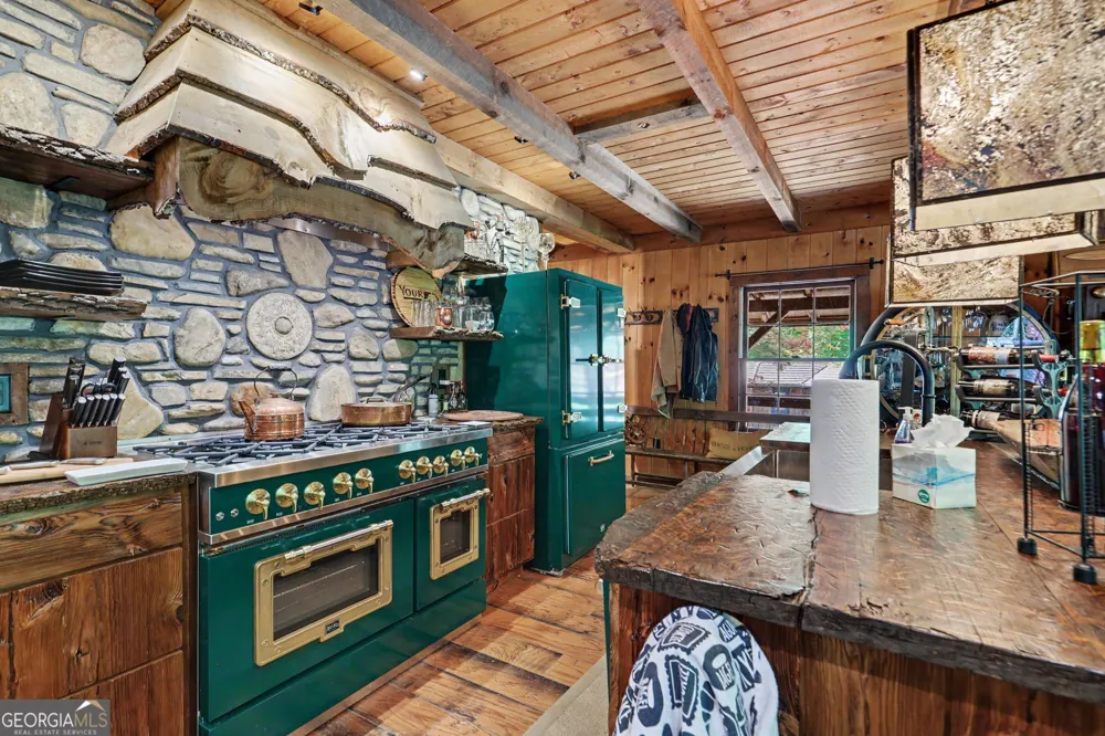17 Water Wheel LN Rabun Gap, GA 30568