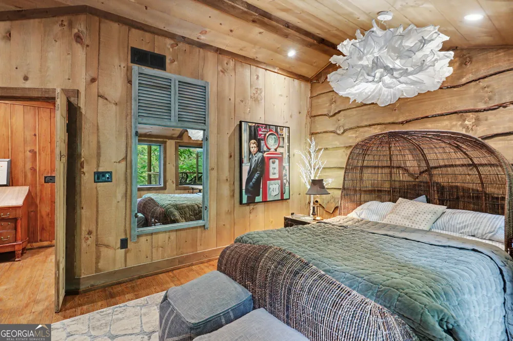 17 Water Wheel LN Rabun Gap, GA 30568