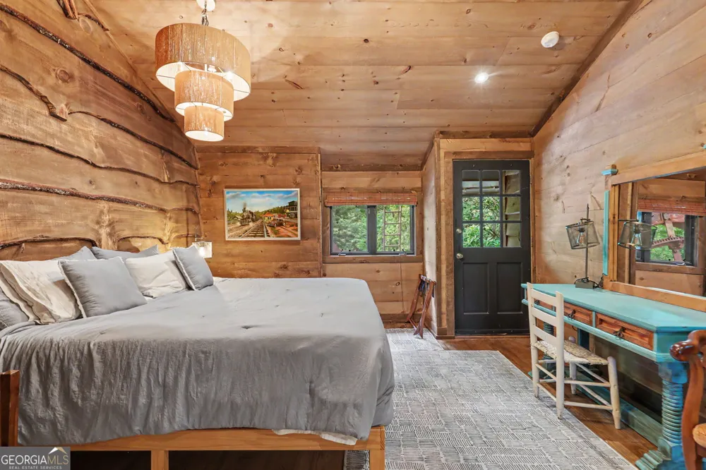 17 Water Wheel LN Rabun Gap, GA 30568
