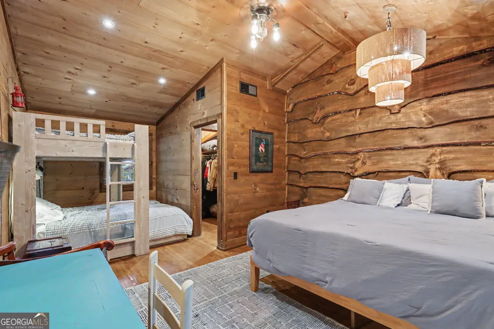17 Water Wheel LN Rabun Gap, GA 30568