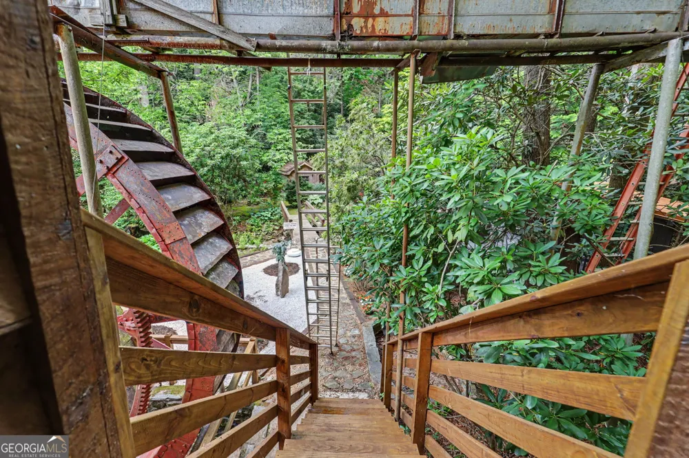 17 Water Wheel LN Rabun Gap, GA 30568