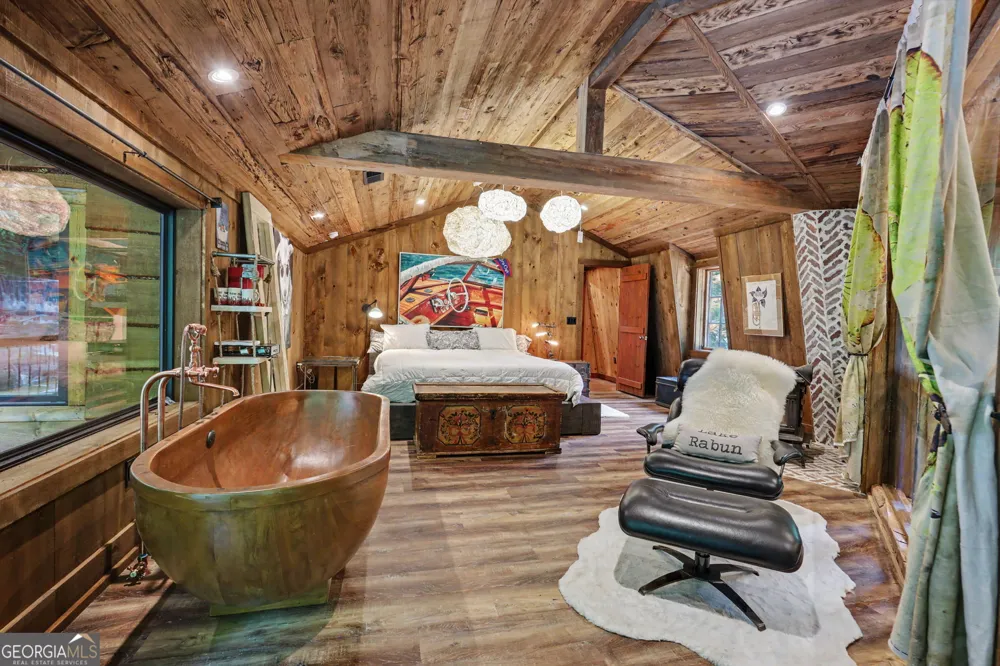17 Water Wheel LN Rabun Gap, GA 30568