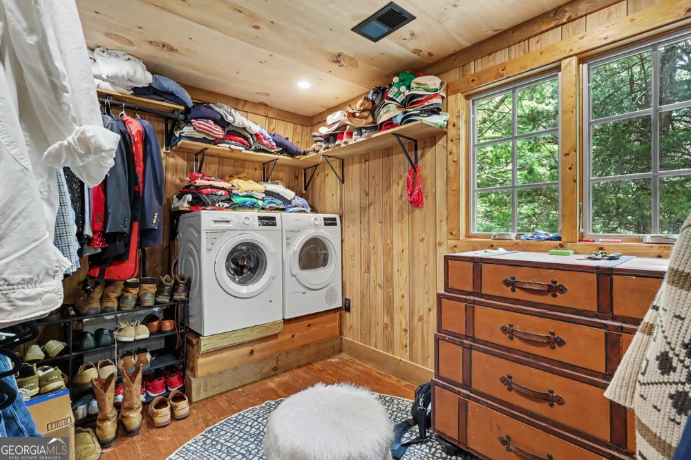 17 Water Wheel LN Rabun Gap, GA 30568