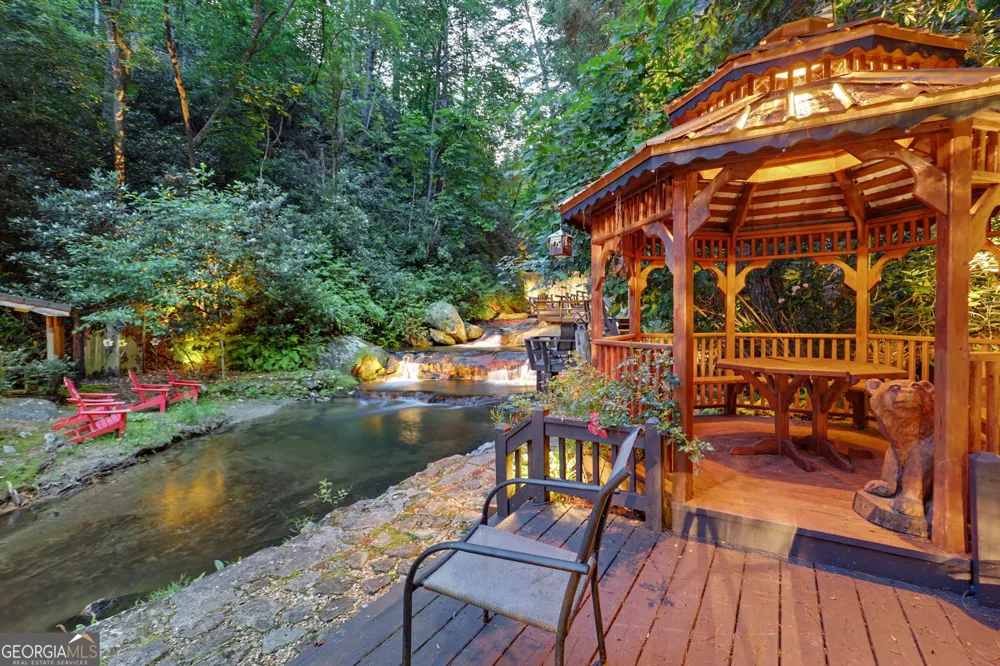 17 Water Wheel LN Rabun Gap, GA 30568