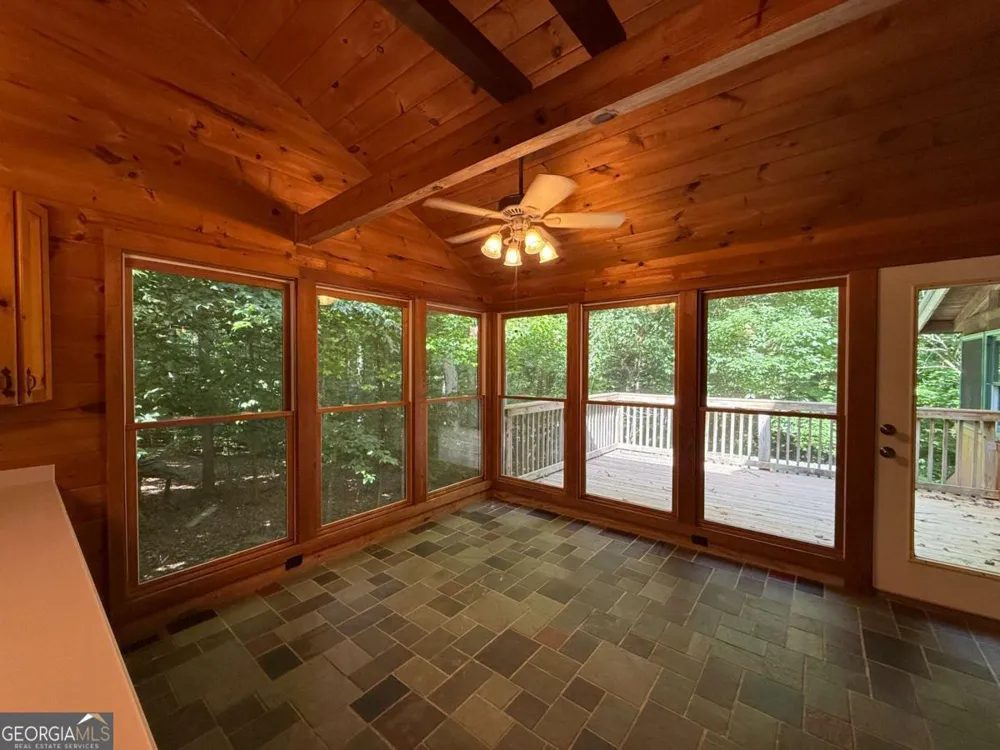 2405 Mountain RD Alpharetta, GA 30004