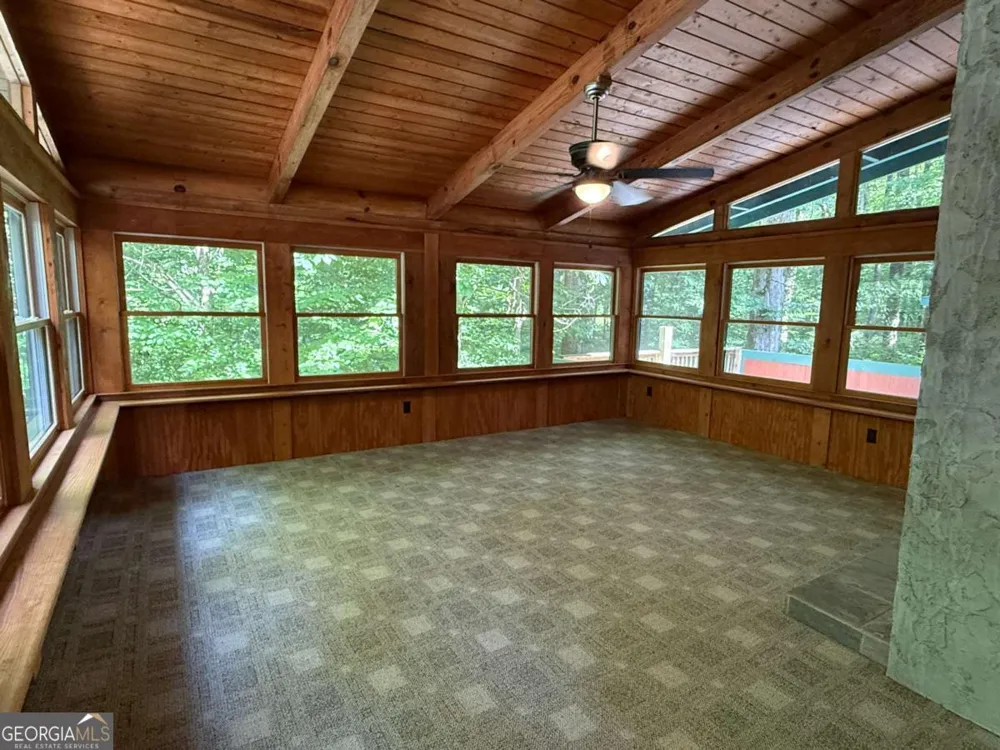 2405 Mountain RD Alpharetta, GA 30004