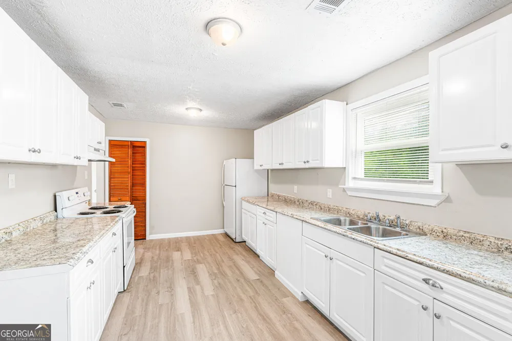 118 Orchard Way Warner Robins, GA 31088
