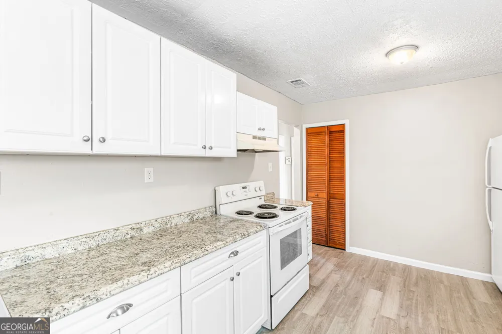 118 Orchard Way Warner Robins, GA 31088