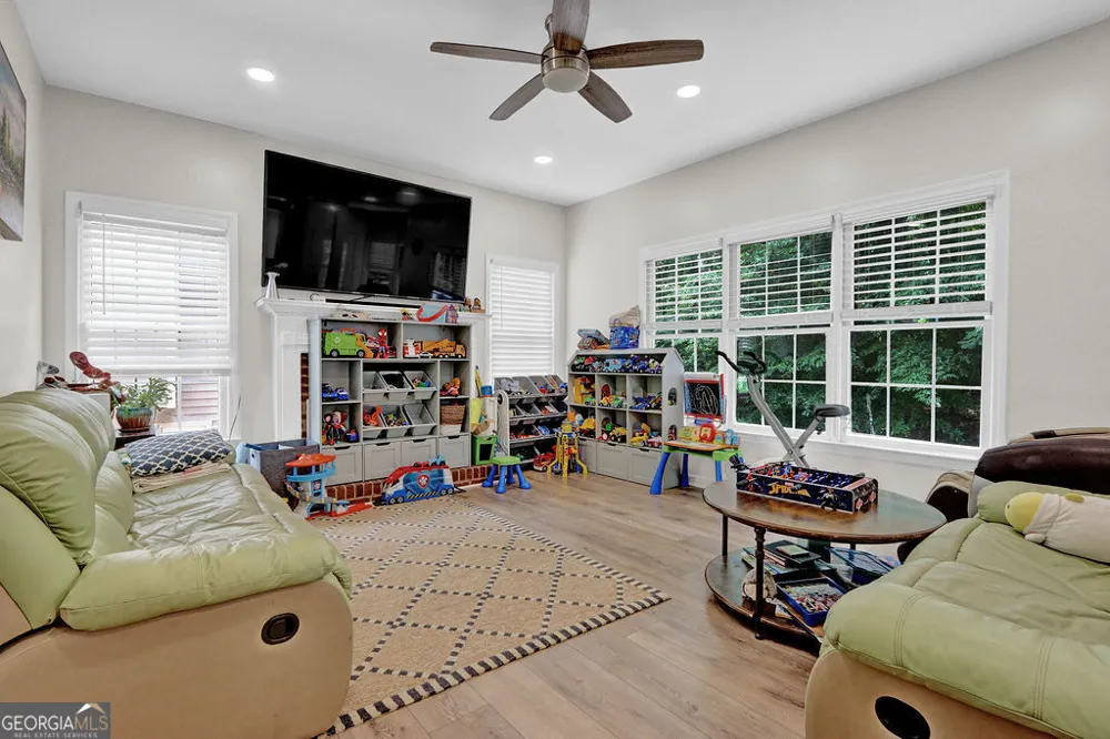 3960 Oak Park DR Suwanee, GA 30024