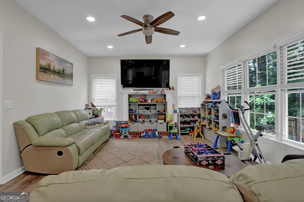 3960 Oak Park DR Suwanee, GA 30024
