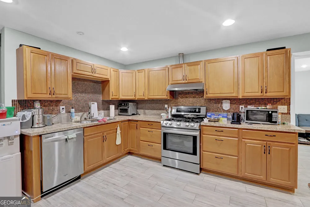 3960 Oak Park DR Suwanee, GA 30024