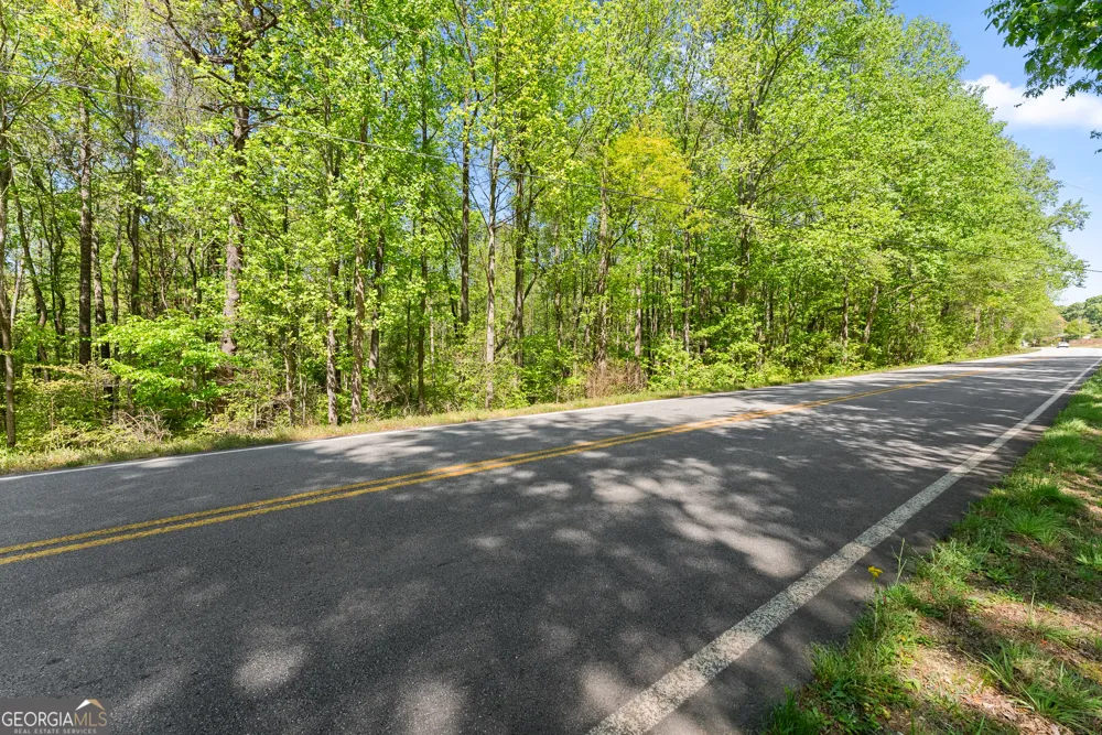 4342 Woods Bridge RD Commerce, GA 30529