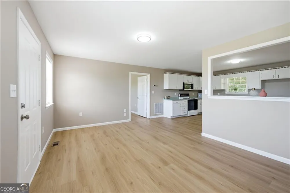 894 Lakeview DR Nicholson, GA 30565