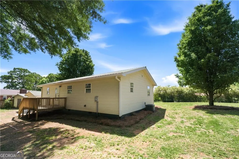 894 Lakeview DR Nicholson, GA 30565