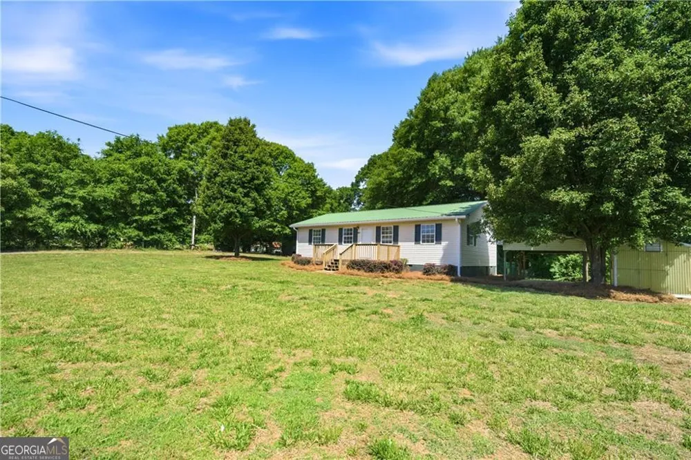 894 Lakeview DR Nicholson, GA 30565