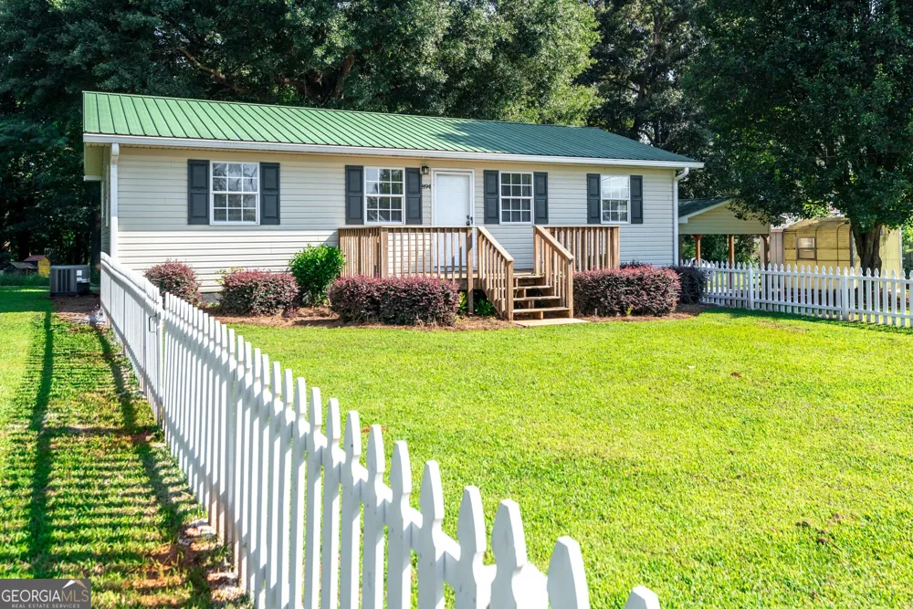 894 Lakeview DR Nicholson, GA 30565