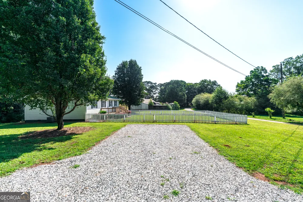 894 Lakeview DR Nicholson, GA 30565