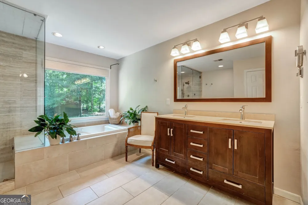 295 Oakmere RD Alpharetta, GA 30009