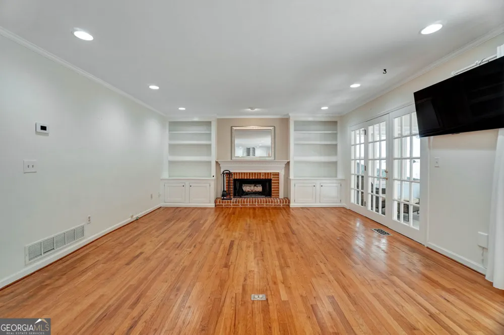 295 Oakmere RD Alpharetta, GA 30009
