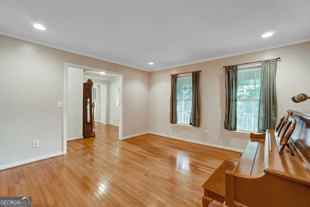 295 Oakmere RD Alpharetta, GA 30009