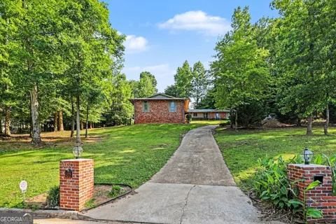 3084 Green Valley DR