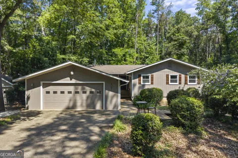 244 Lake View CT