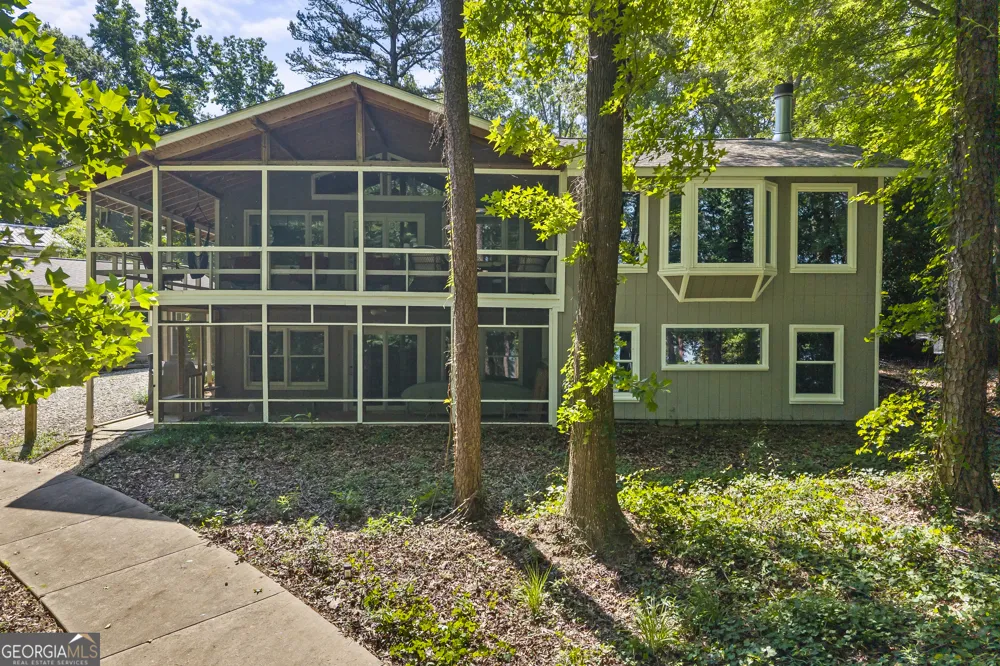 244 Lake View CT Lavonia, GA 30553