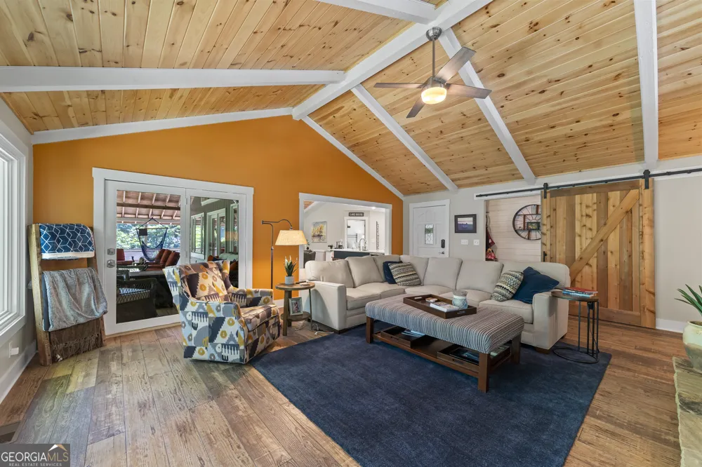 244 Lake View CT Lavonia, GA 30553