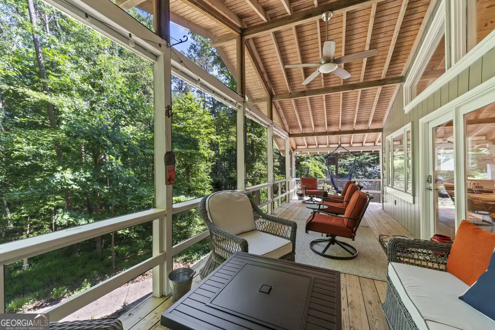 244 Lake View CT Lavonia, GA 30553
