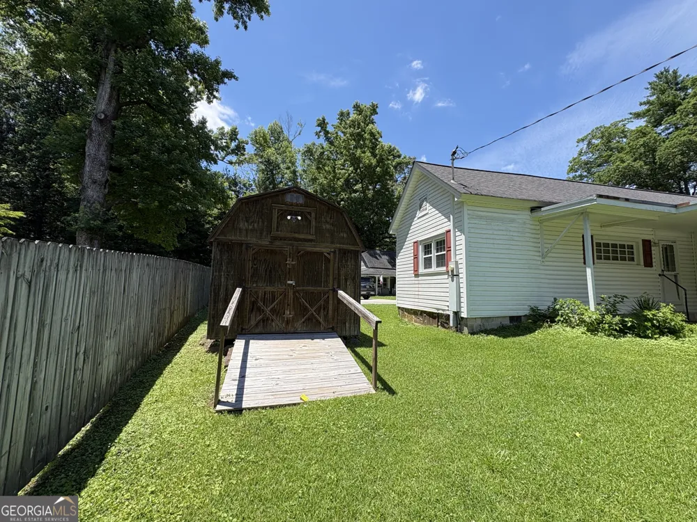 208 Warthen ST LaFayette, GA 30728