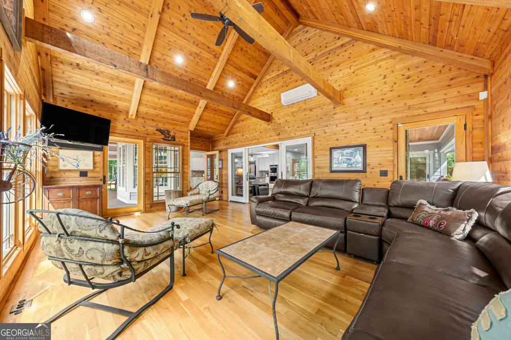 285 Bertha Allen RD Westminster, SC 29693