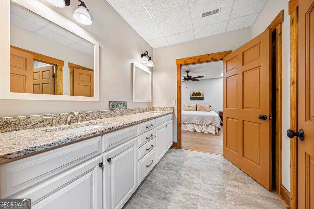 285 Bertha Allen RD Westminster, SC 29693
