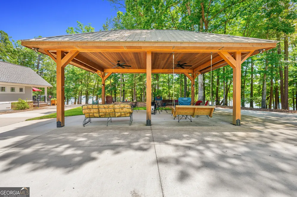 285 Bertha Allen RD Westminster, SC 29693