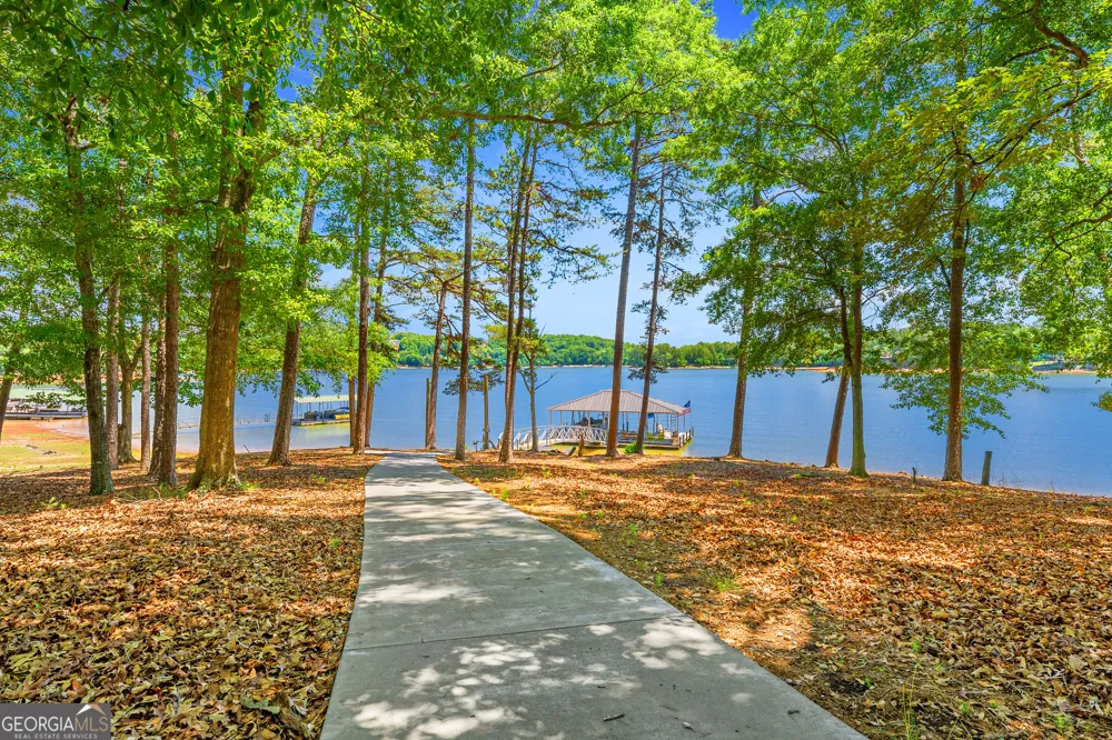 285 Bertha Allen RD Westminster, SC 29693