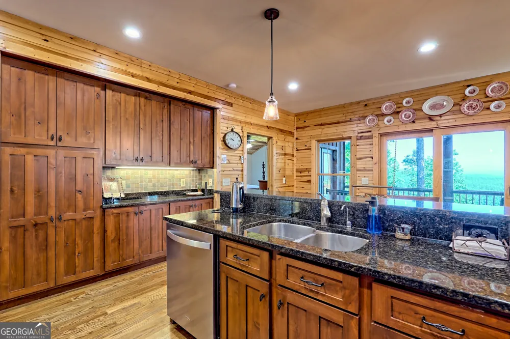295 Tallulah VW Tallulah Falls, GA 30573