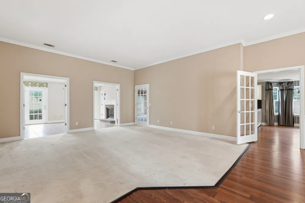 18 Purple Martin LN Savannah, GA 31419
