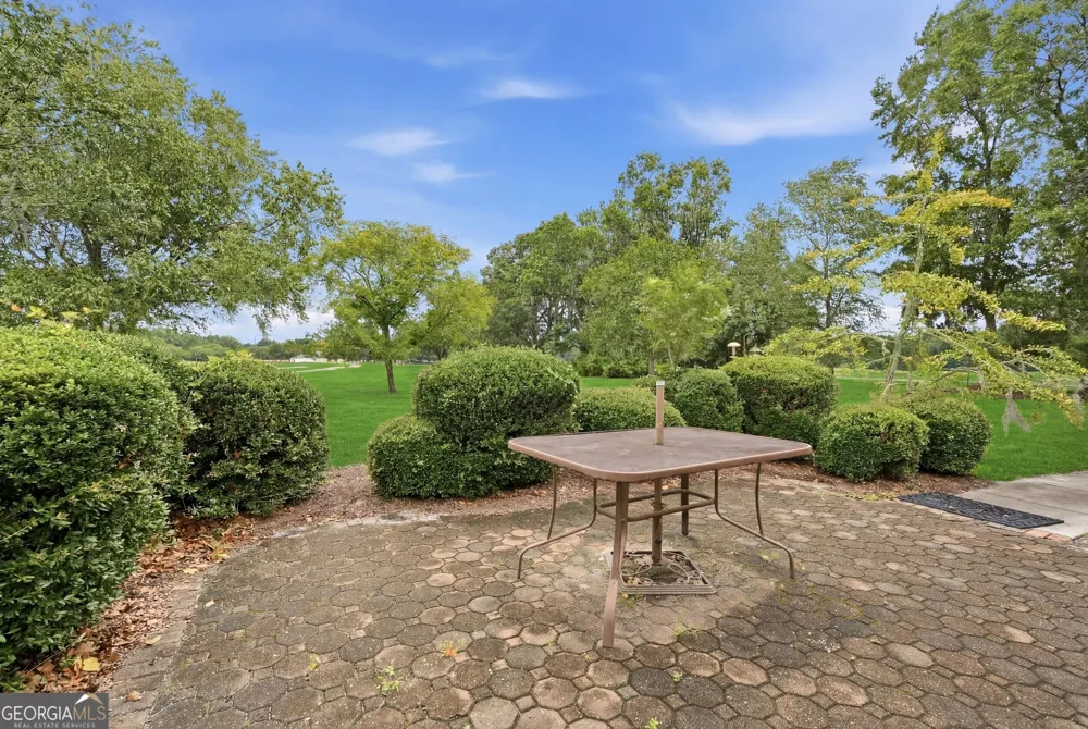 18 Purple Martin LN Savannah, GA 31419