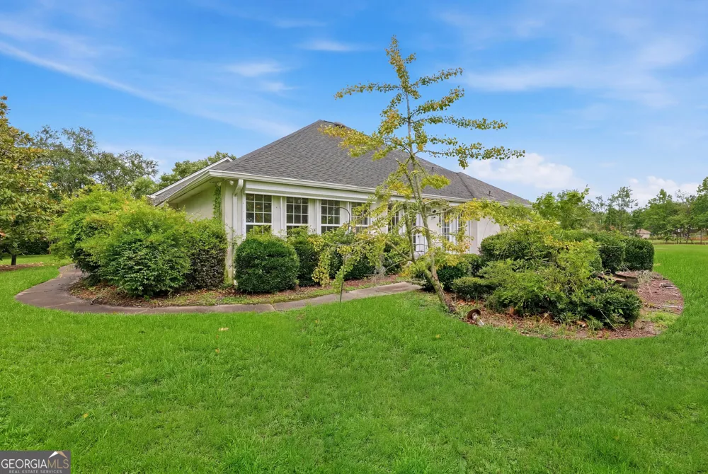18 Purple Martin LN Savannah, GA 31419
